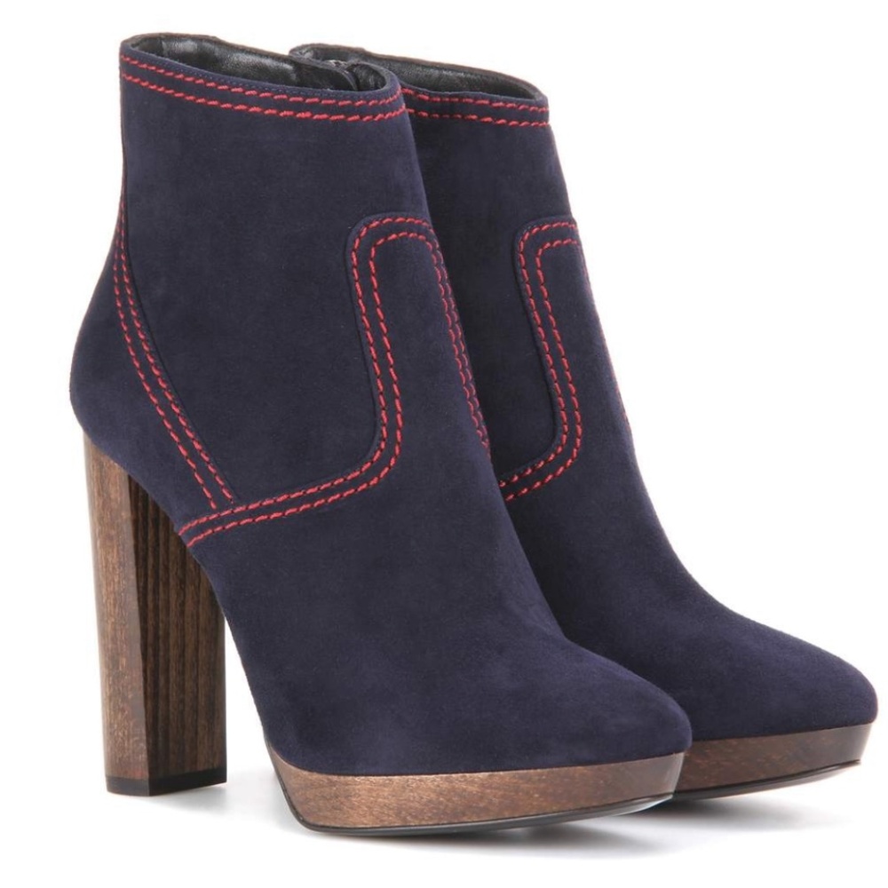 Burberry 'Hazelhurst 115' Ankle Boots In Navy Suede
